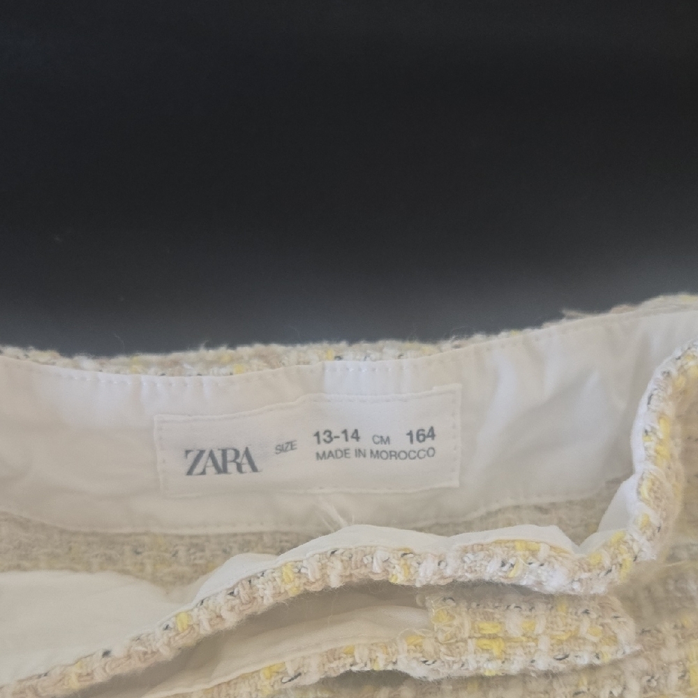 Zara Cream Tweed Mini Skirt - Picture 2 of 5